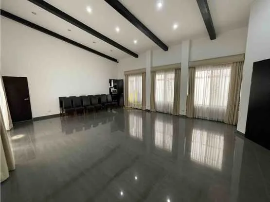 Casa con uso de suelo mixto a la venta, Sabana Sur - foto 2