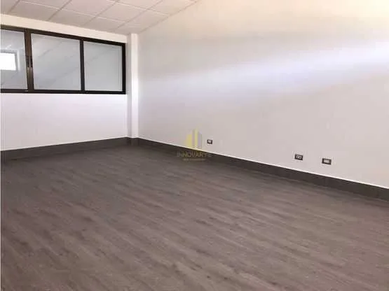 Local comercial remodelado de 135 m2 en alquiler, Guachipelín de Escazú - foto 6
