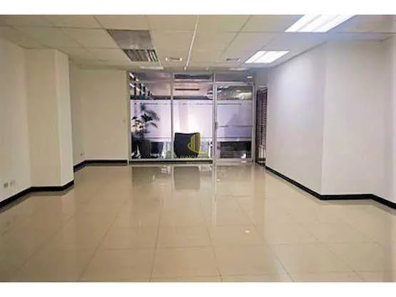 Oficina de 72 m2 de alquiler, Oficentro Atrium. San Rafael de Escazú - foto 3