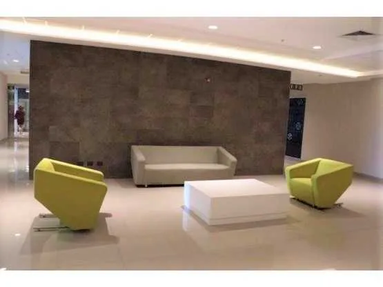 Oficina de 83 m2 en alquiler, City Place Santa Ana - foto 4