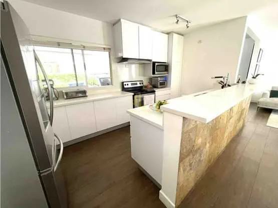 Casa de tres niveles en venta, Condominio Casa del Sol, Santa Ana - foto 6