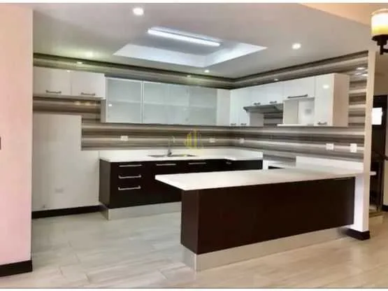 Moderna casa con estilo contemporáneo, Guachipelín Norte de Escazú - foto 5