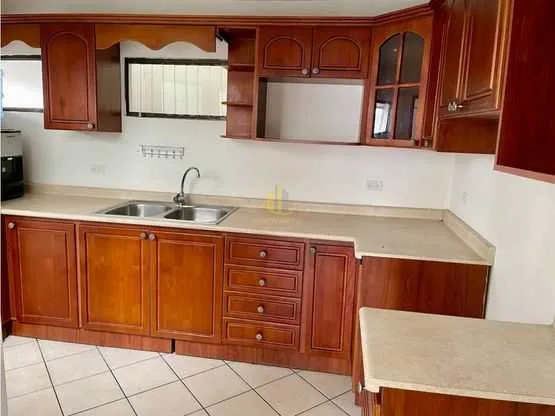 Apartamento en alquiler cerca de la UCIMED, Sabana Oeste - foto 2
