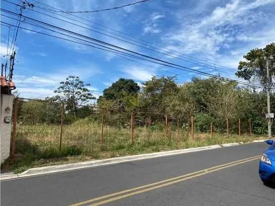 Lote residencial de 889 m2 a la venta, Pozos de Santa Ana - foto 3