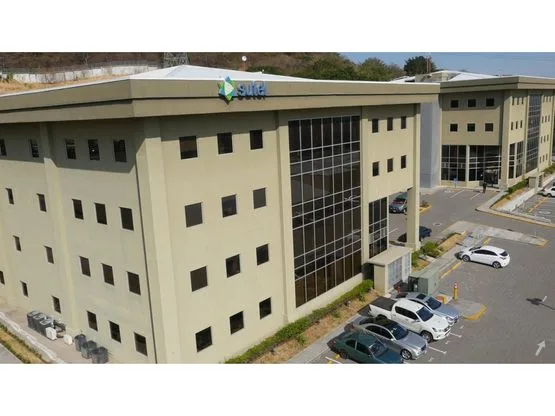 En alquiler oficina de 93 m2 en Multipark, Guachipelín Norte de Escazú