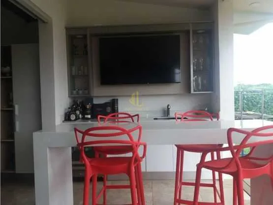 En venta casa con acabados de lujo en Hacienda Espavel, La Guácima - foto 6