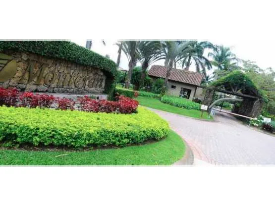 Lote residencial de 2573 m2 en venta, Condominio Monterán - foto 3
