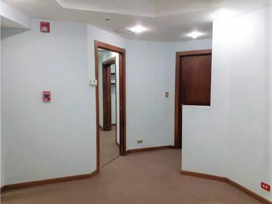 Oficina de 76 m2 en alquiler, Torre Mercedes. Paseo Colón, San José - foto 3