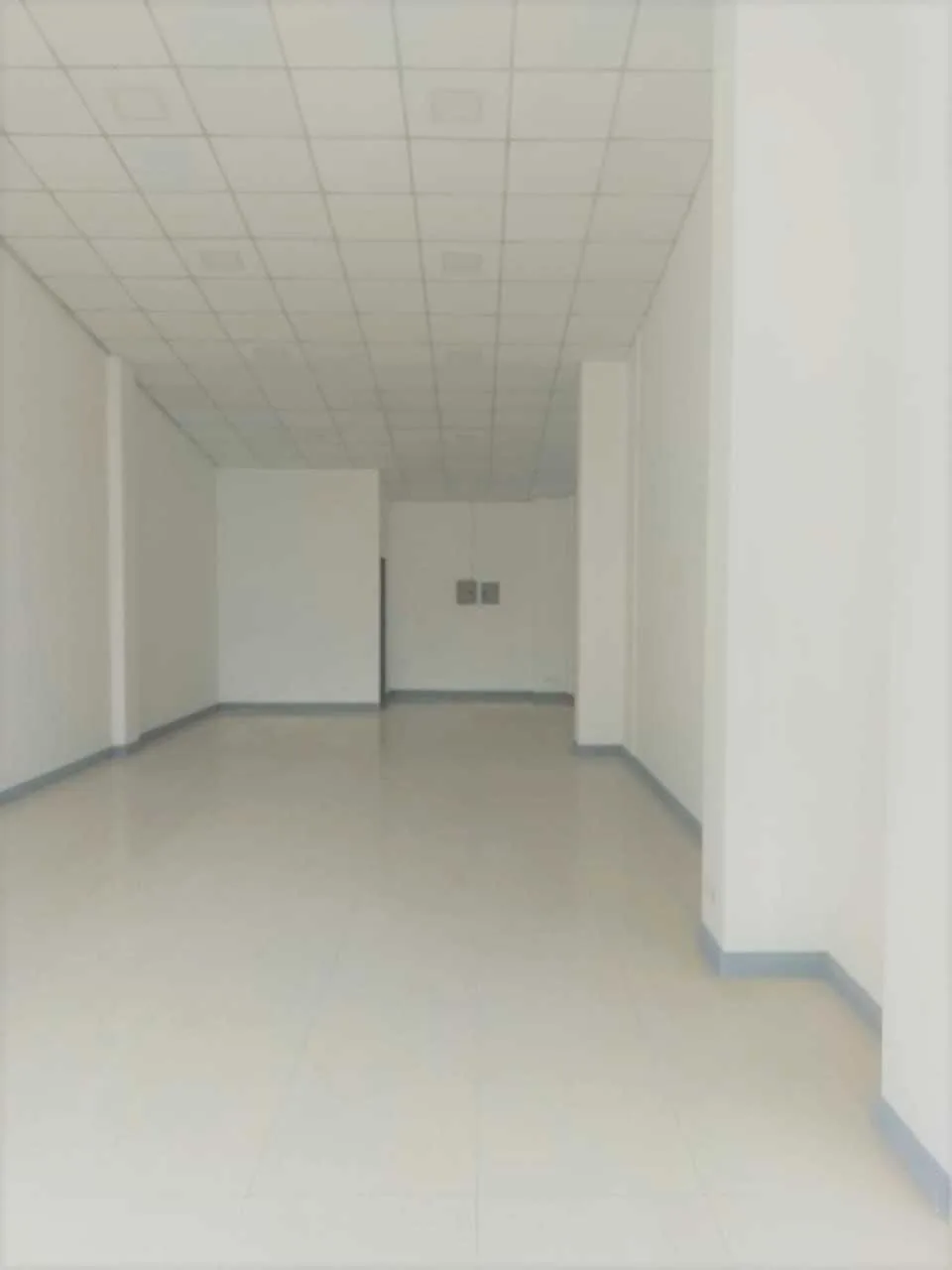 Local comercial de 75 m2 en alquiler, Escazú - foto 2