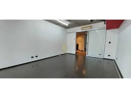 Local comercial de 58 m2 en venta, Avalon Santa Ana - foto 4