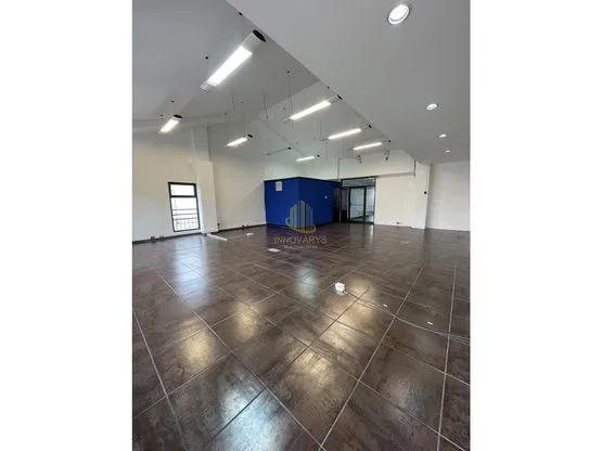 Local comercial de 162 m2 en alquiler, Plaza Itskatzú