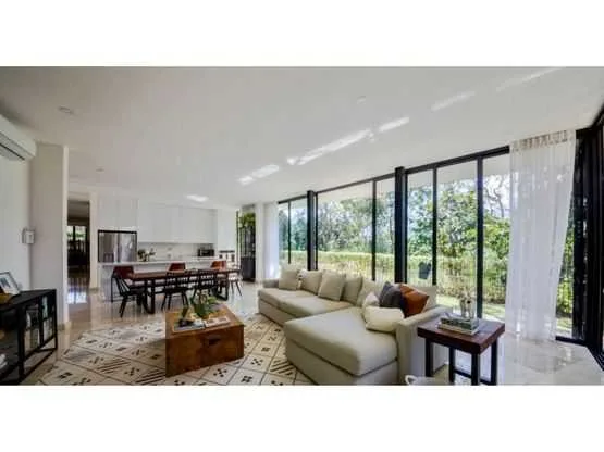 Casa contemporánea de una planta a la venta, Lindora - foto 2