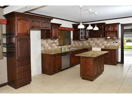 Casa de dos plantas en alquiler y venta en residencial, Santa Ana - foto 6