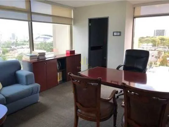 Oficina de 543 m2 en alquiler, Oficentro Ejecutivo La Sabana - foto 4