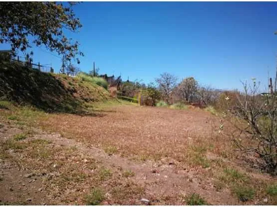 Lote residencial de 1310 a la venta en Residencial Alcázares, Pozos de Santa Ana - foto 4