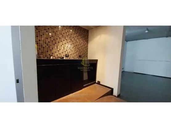 Local comercial de 58 m2 en venta, Avalon Santa Ana - foto 6