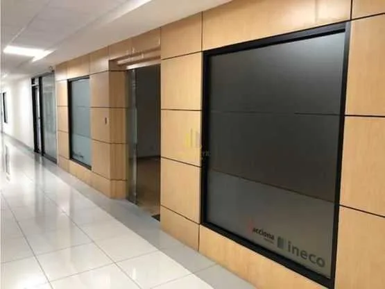 Oficina de 140 m2 en alquiler, Torre Mercedes. Paseo Colón, San José - foto 3