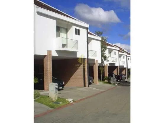 Casa de tres niveles en venta, Condominio Casa del Sol, Santa Ana - foto 2
