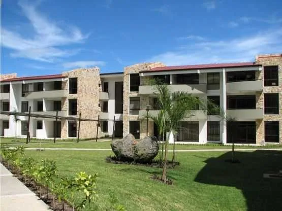 Apartamento con linda vista a la venta, Avalon Country Club Santa Ana - foto 2