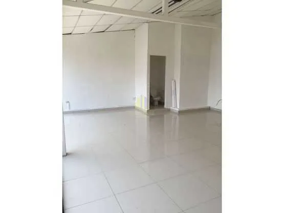 Local comercial de 70 m2 en alquiler, Escazú - foto 5