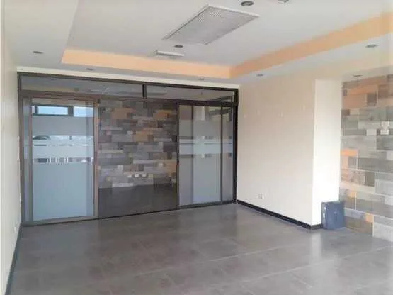 Oficina de 273 m2 en alquiler, Oficentro La Sabana - foto 4