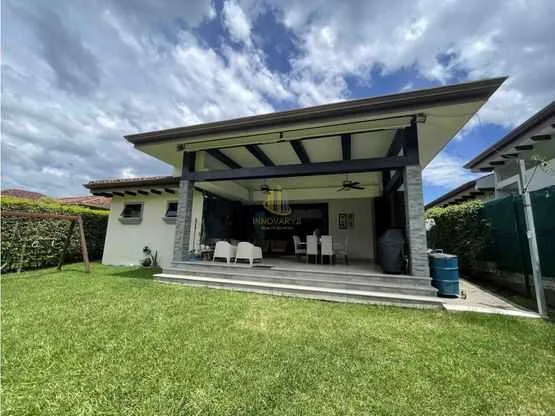 Casa de una planta en venta, Condominio Oro Sol. Piedades de Santa Ana - foto 6