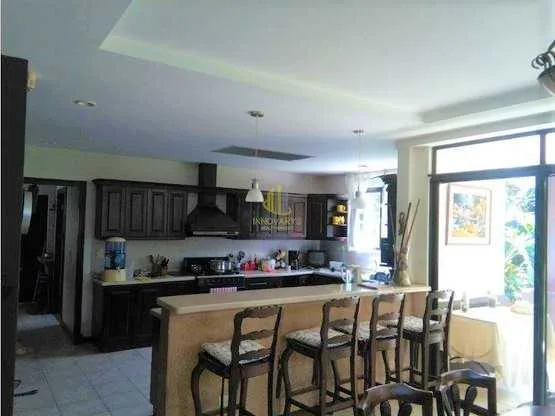 En venta casa de dos plantas en Condominio Bosque Dorado, Piedades de Santa Ana - foto 3