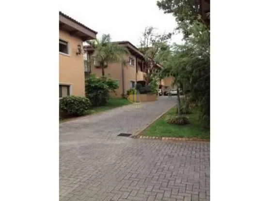 Moderno apartamento en condominio a la venta, Brasil de Mora - foto 2