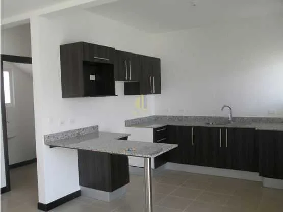 Casa de dos plantas en venta, Condominio Natura Viva. La Guácima - foto 5