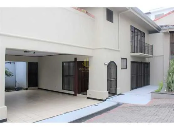 Apartamento de dos plantas en alquiler, Pozos de Santa Ana - foto 2