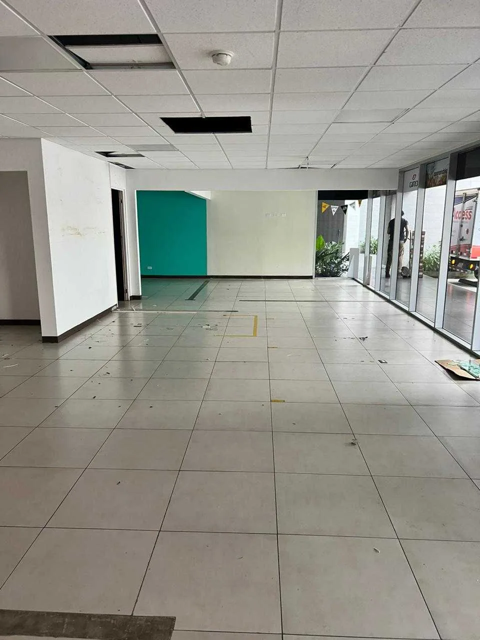 Local comercial de 105 m2 en alquiler, Centro Corporativo Lindora - foto 3