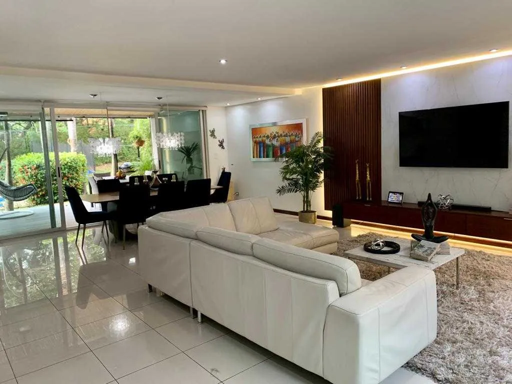 En venta amplia casa contemporánea en condominio, Pozos de Santa Ana - foto 4