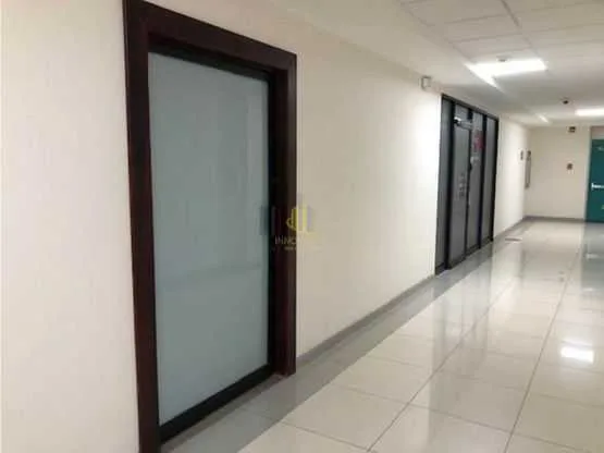 Oficina de 146 m2 en Torre Mercedes, Paseo Colón. - foto 3