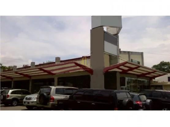 En alquiler oficina de 99 m2 cerca de Distrito 4, Guachipelín de Escazú