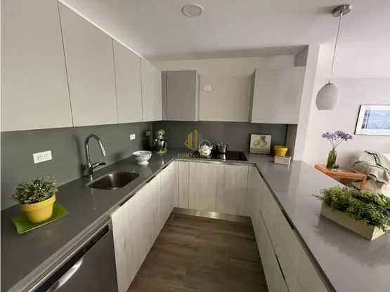 Apartamento con acabados de lujo en exclusivo condominio, Río Oro de Santa Ana - foto 6