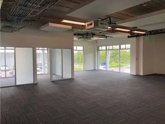 Oficina de 540 m2 en alquiler, Flexipark Lindora. Pozos de Santa Ana - foto 4
