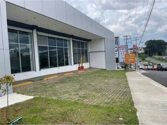 Local comercial de 500 m2 en alquiler, Zapote