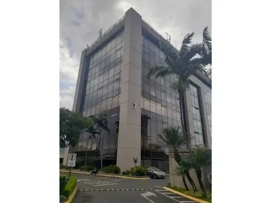 Oficina de 273 m2 en alquiler, Oficentro La Sabana - foto 2