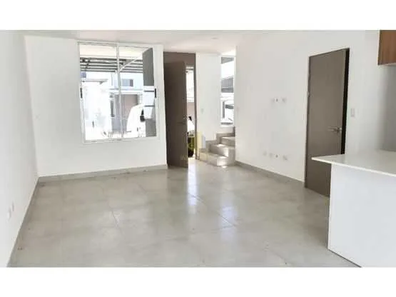 Casa de dos plantas en alquiler, Condominio Río Escondido. Piedades de Santa Ana - foto 5