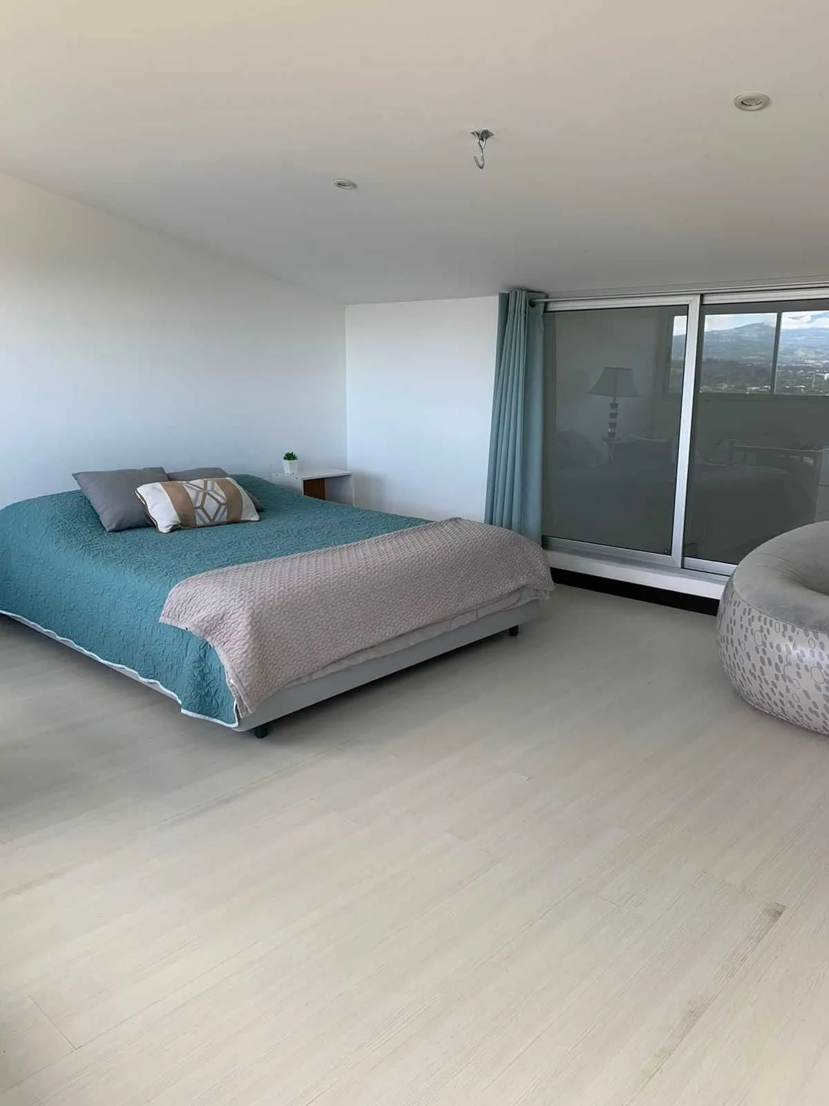 Apartamento con línea blanca en alquiler, Condominio Nova Lofts. Pozos de Santa Ana - foto 6