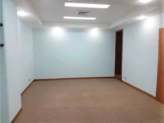 Oficina de 76 m2 en alquiler, Torre Mercedes. Paseo Colón, San José - foto 6