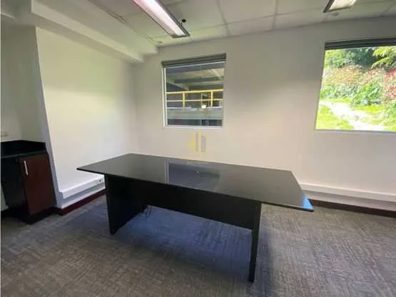 En alquiler oficina de 195 m2 en Oficentro Multipark, Guachipelín Norte de Escazú - foto 6