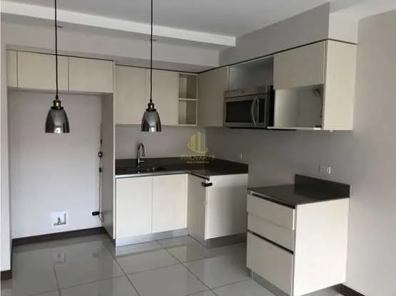 En venta moderno apartamento en Torre Azenza, La Uruca. PRECIO REDUCIDO!! - foto 6