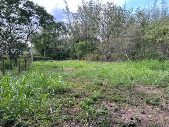 A la venta lote residencial de 648 m2, Brasil de Santa Ana - foto 4