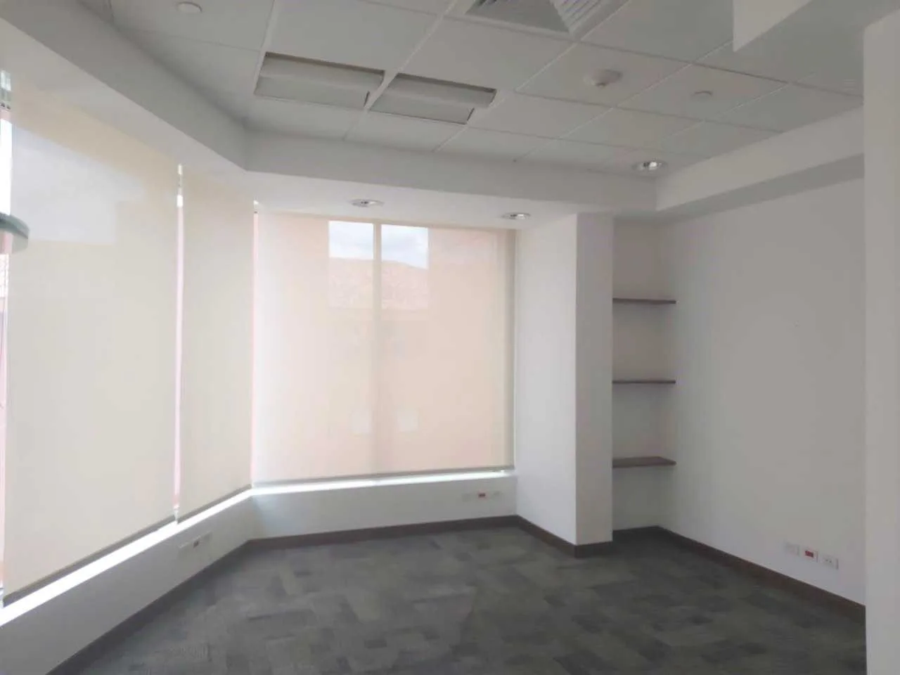 Oficina remodelada de 171 m2 en Edificio Meridiano, Guachipelín de Escazú - foto 6