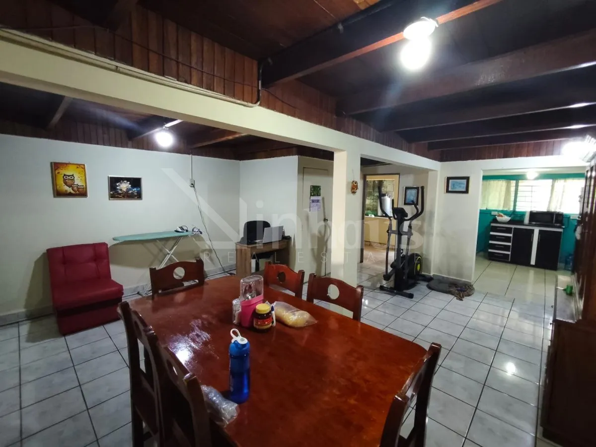 Venta de casa en Alajuelita - foto 4
