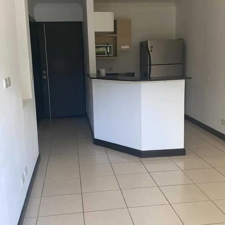 Alquiler  de Apartamento en Santa Ana #80 - foto 2