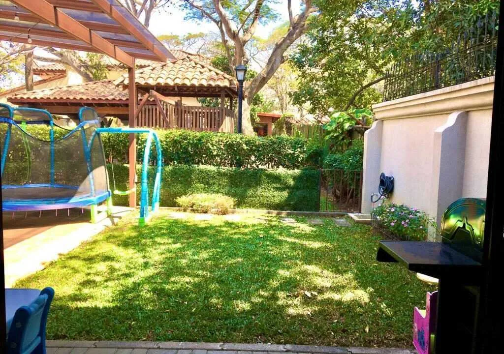 Alquiler Casa en Santa Ana - foto 2