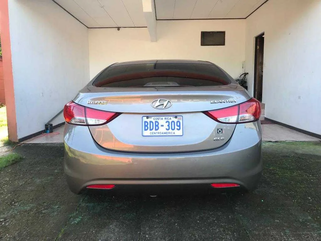 Hyundai Elantra GLS 2013 - foto 2