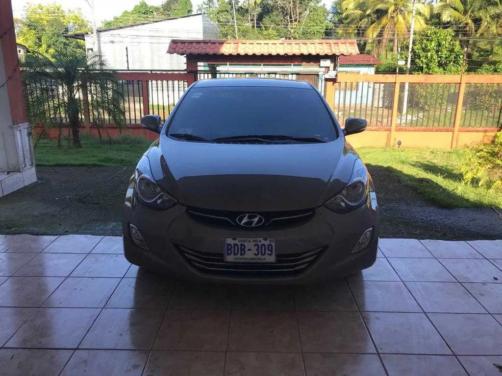 Hyundai Elantra GLS 2013 - foto 3